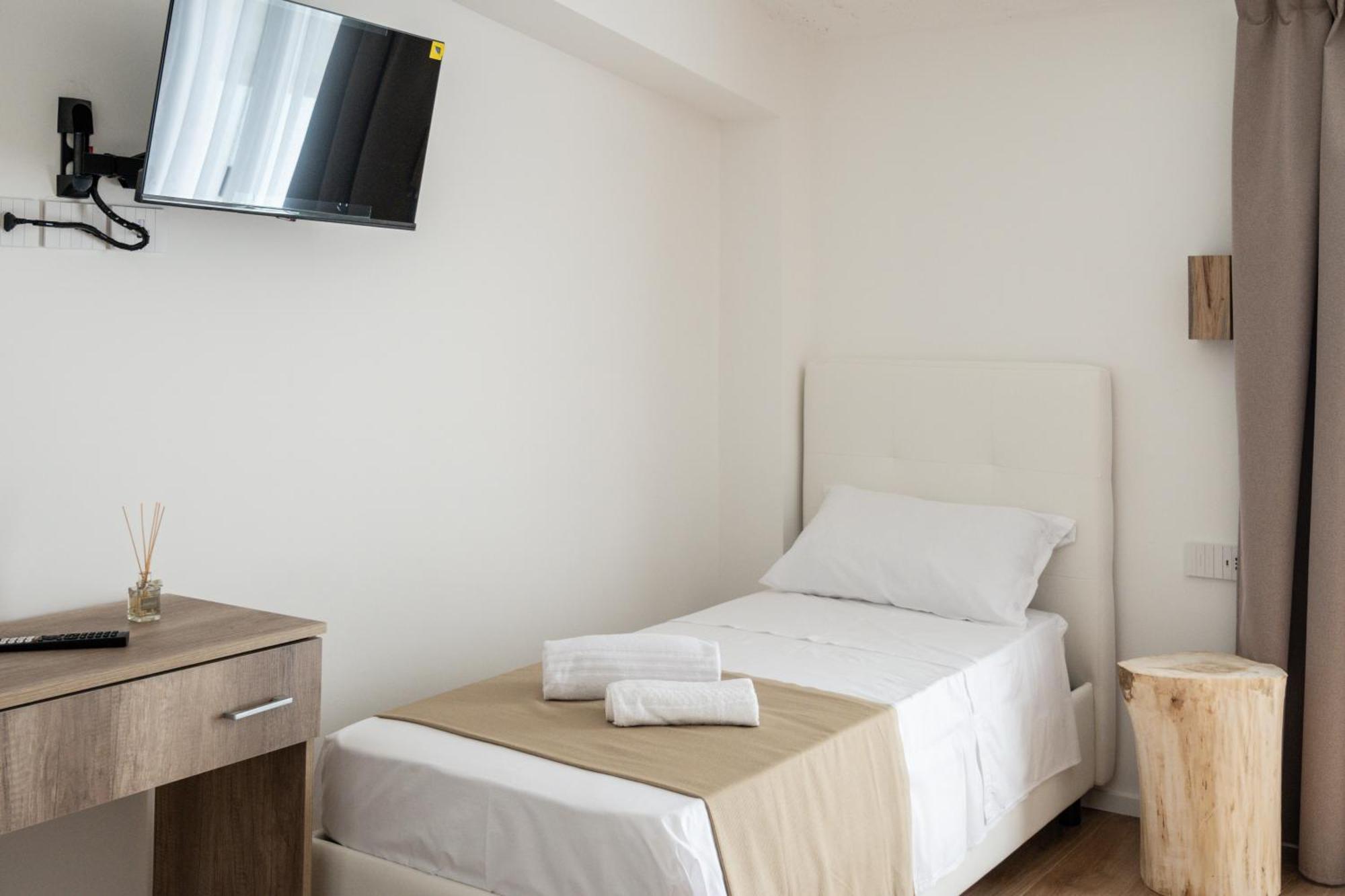 סקוליטי Bellavista Kamarina Resort מראה חיצוני תמונה